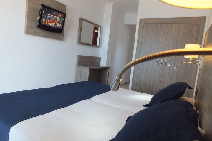Room 9 of 81