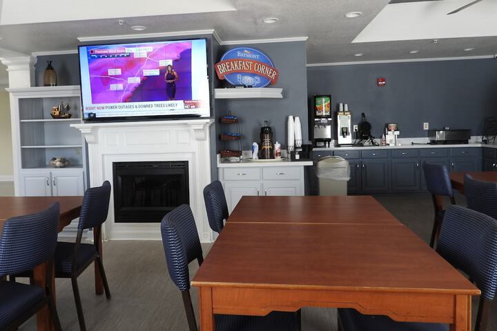 Breakfast area