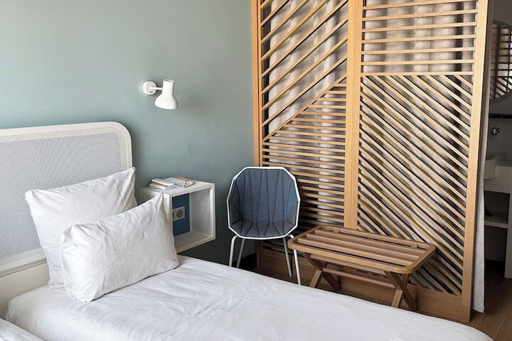 Room 14 of 35
