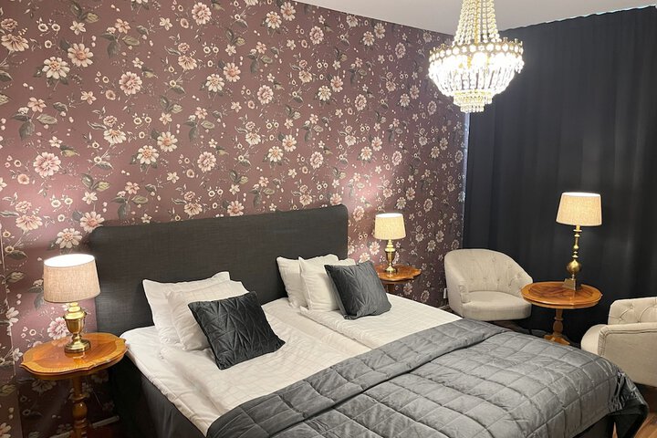 Room 47 of 91