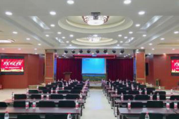Room 13 of 23