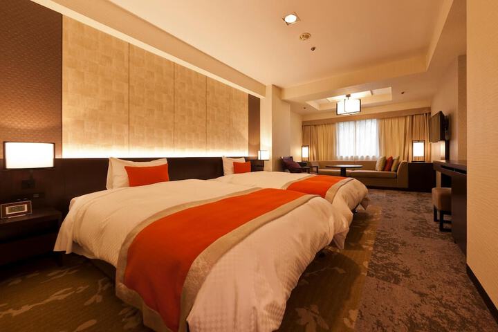 Room 15 of 66