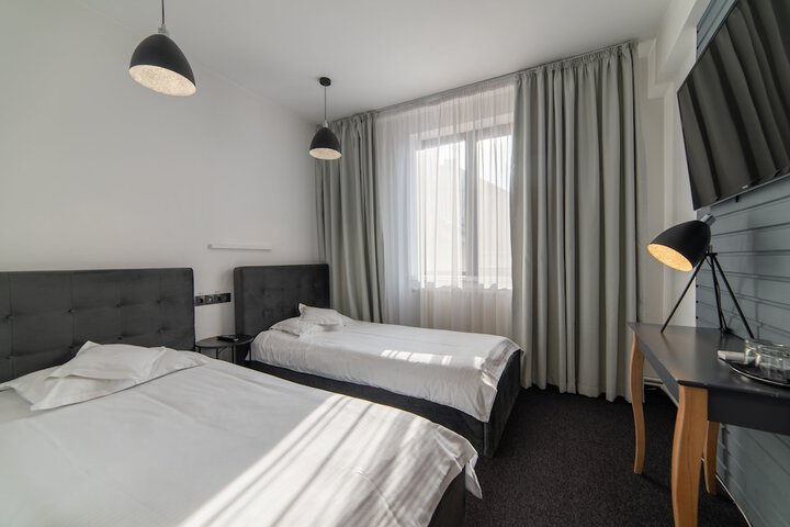 Room 65 of 112