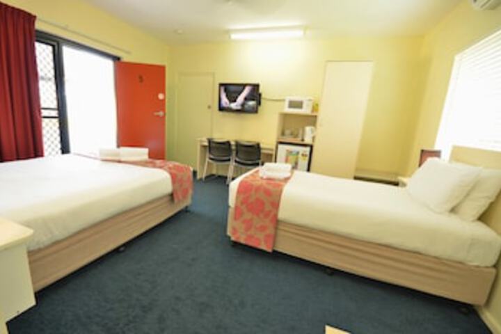 Room 43 of 102