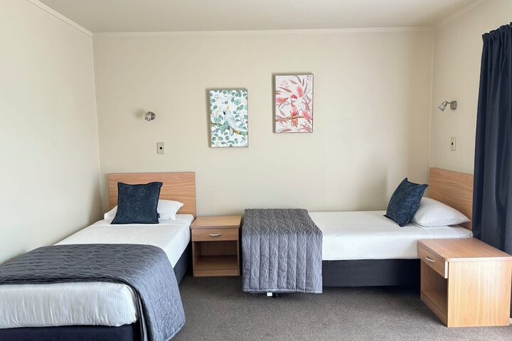 Room 8 of 101