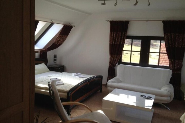 Room 14 of 60