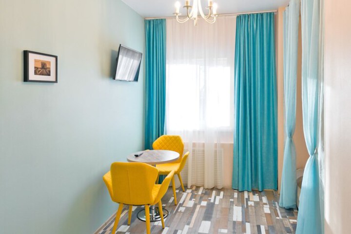 Room 16 of 36