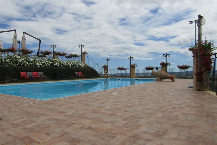 Pool 32 of 45