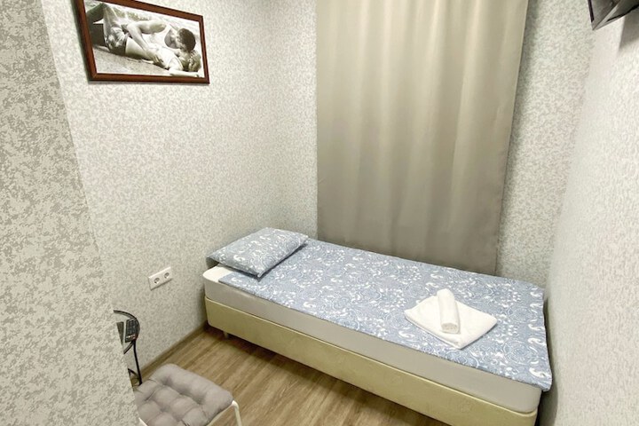 Room 3 of 19