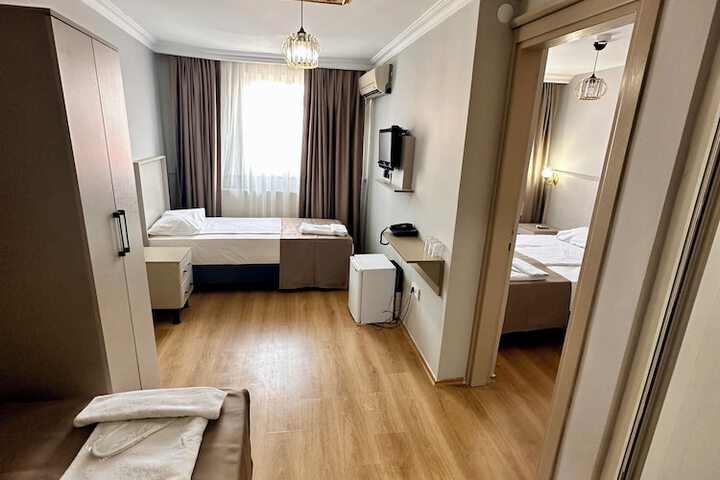 Room 12 of 56