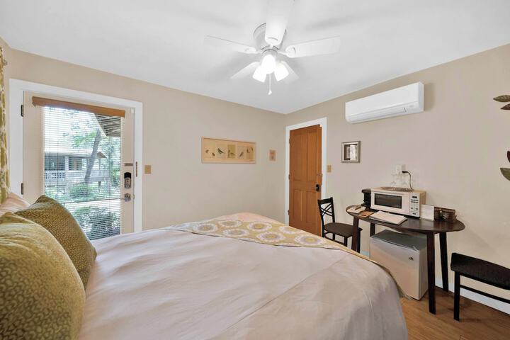 Room 26 of 172