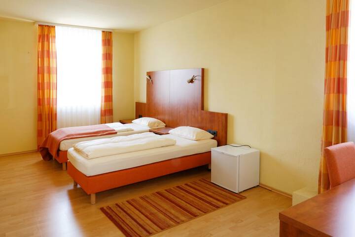 Room 13 of 41