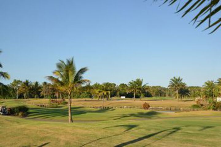 Golf 7 of 32
