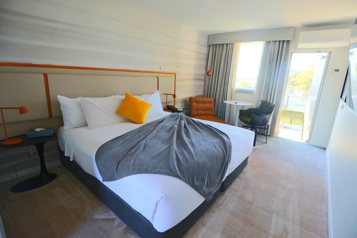 Room 12 of 60