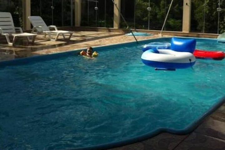 Pool 11 of 14