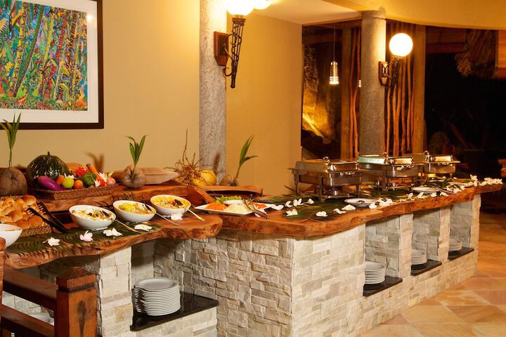 Dining 80 of 91