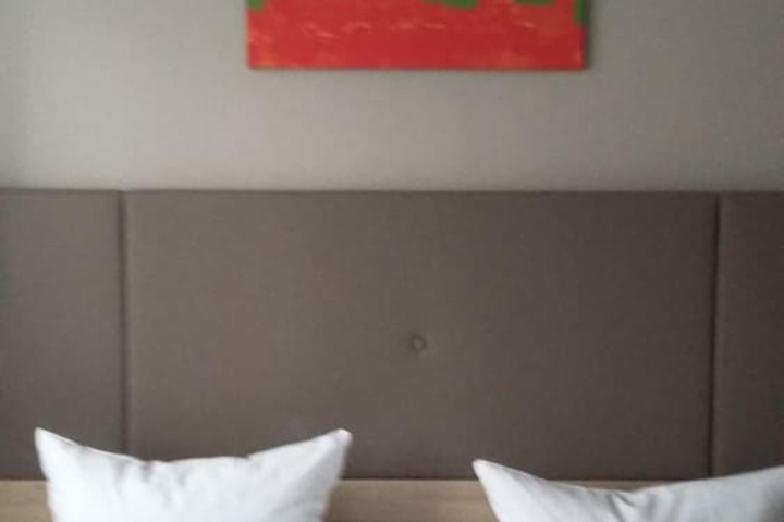 Room 18 of 42