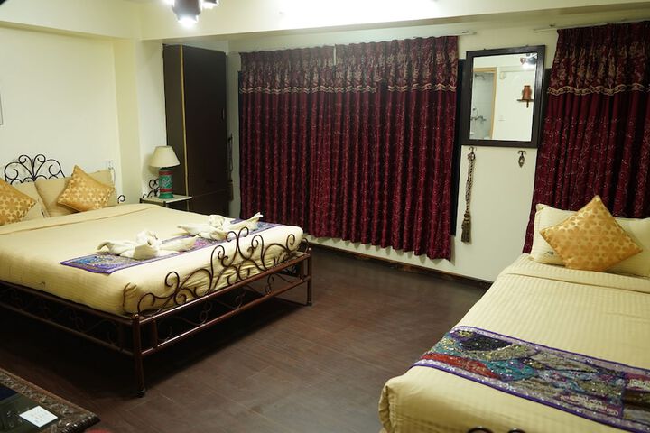 Room 13 of 56