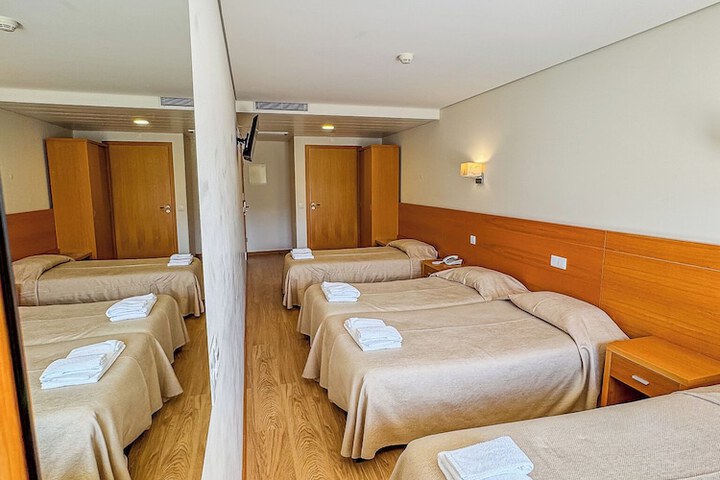 Room 21 of 57
