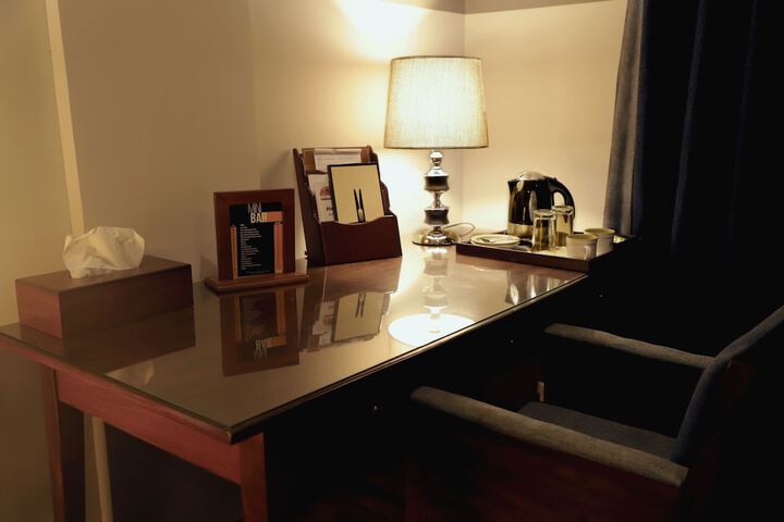Room 6 of 45
