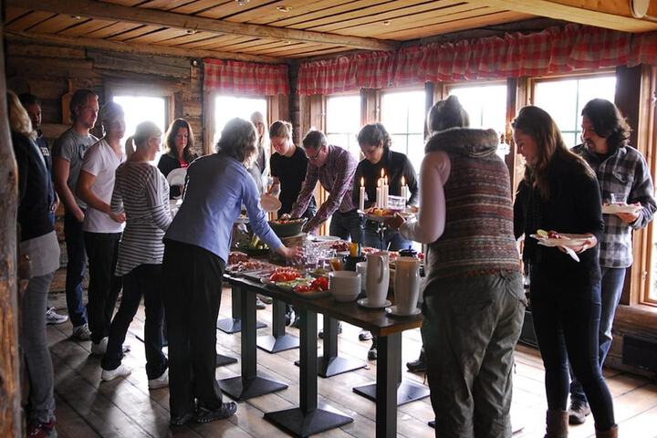 Dining 33 of 62