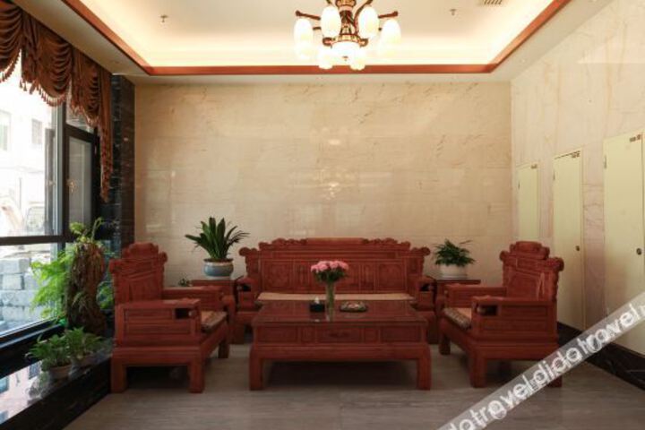 Hotel Interior 25 of 38
