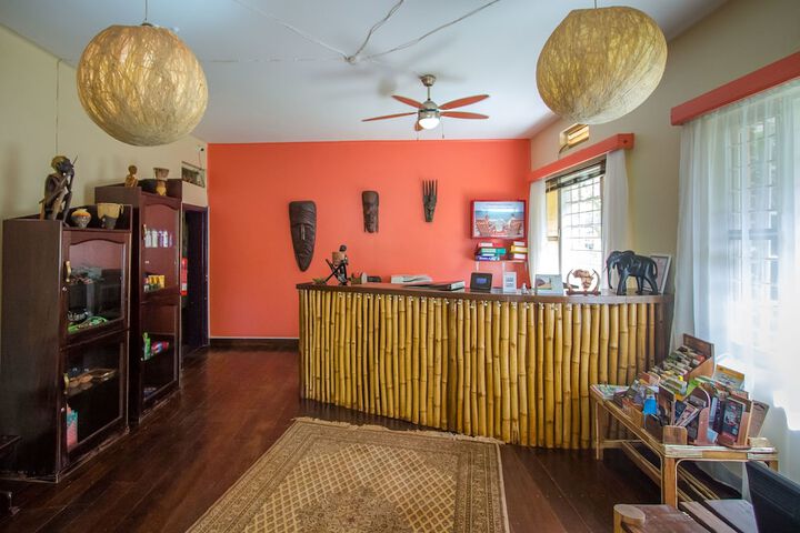 Guest Lobby