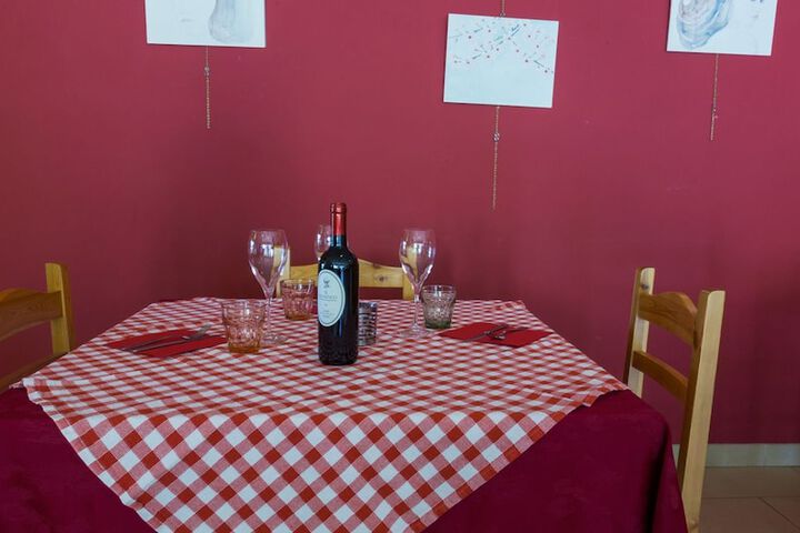 Dining 2 of 20