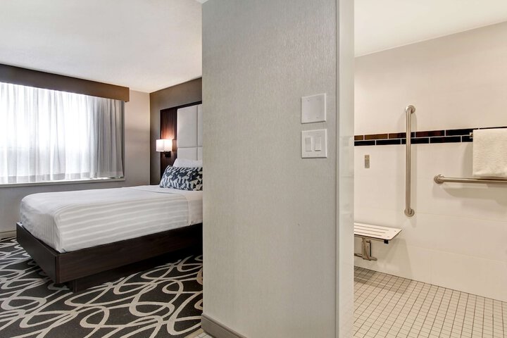 Room 22 of 45