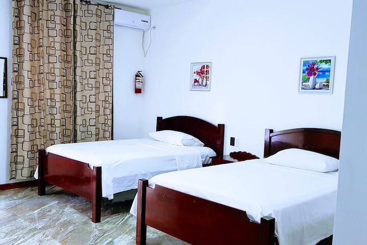 Room 19 of 35