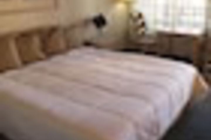 Room 68 of 141