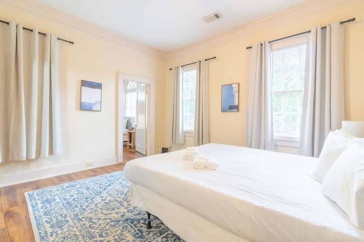 Room 8 of 30