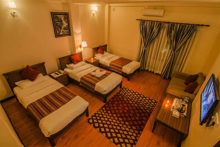 Room 8 of 51