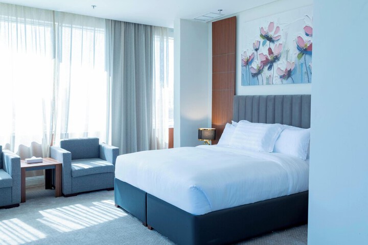 Room 8 of 23