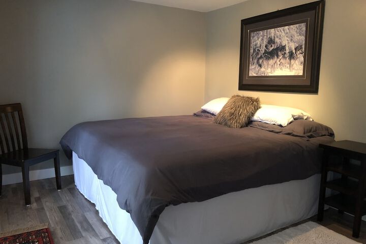 Room 4 of 7