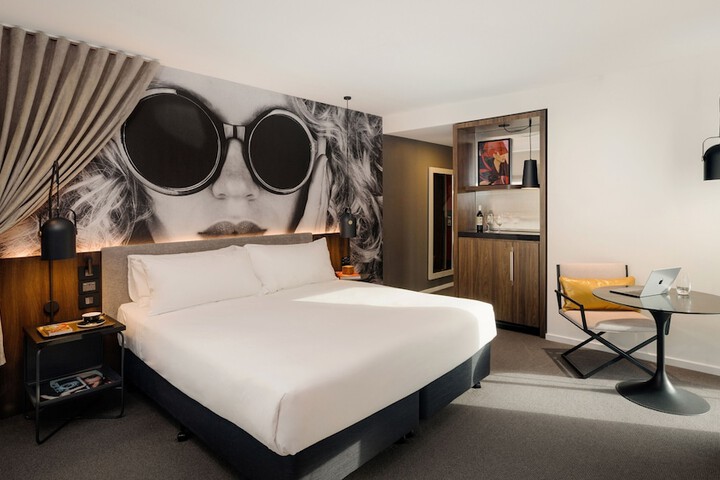 Room 14 of 74