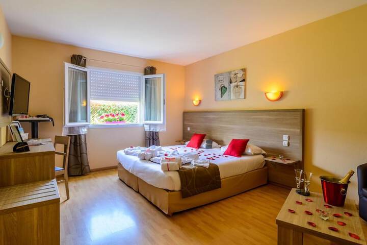 Room 15 of 70