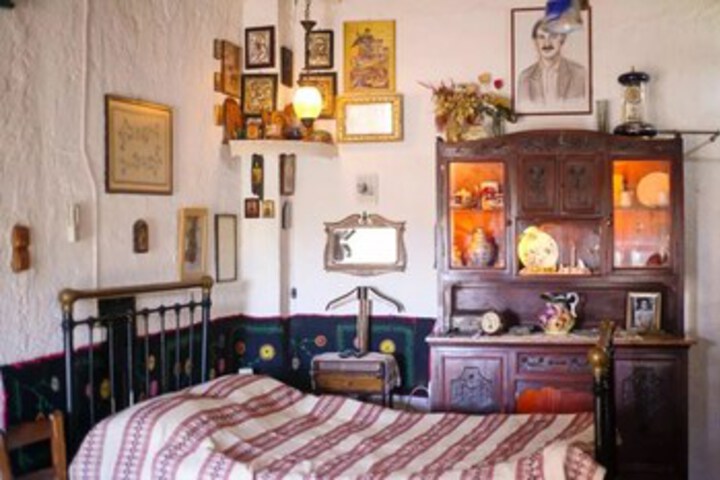 Room 21 of 27
