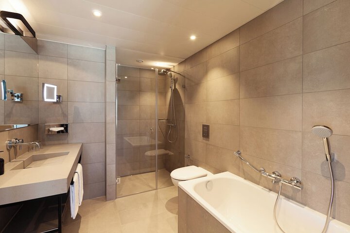 Bath Interior
