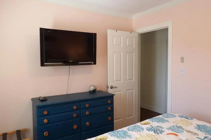 Room 3 of 17