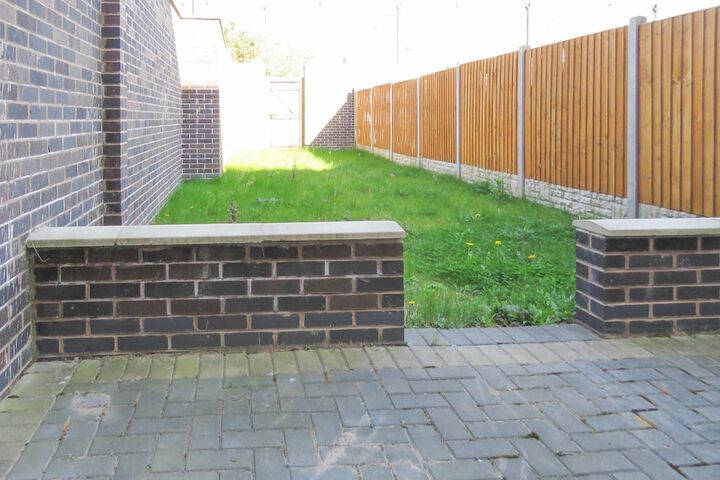 Terrace/Patio 18 of 26