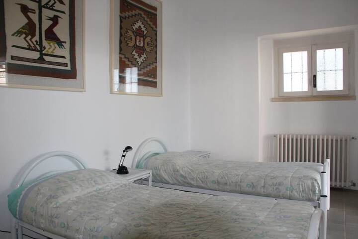 Room 12 of 17