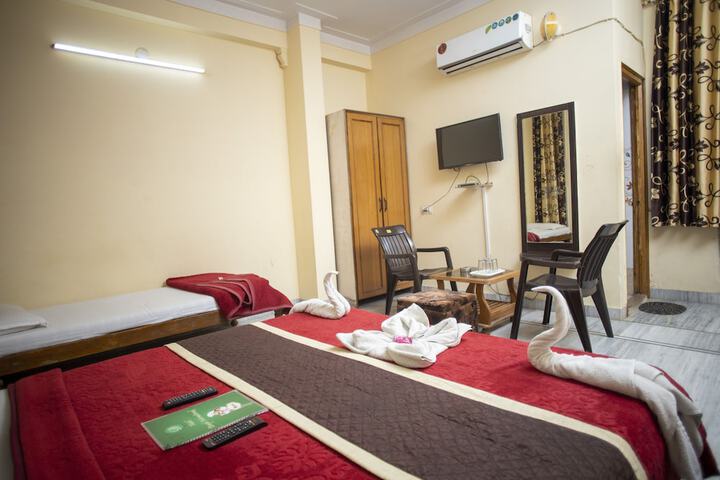 Room 17 of 26