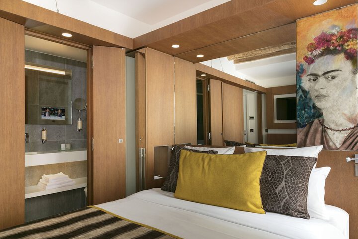 Room 20 of 44