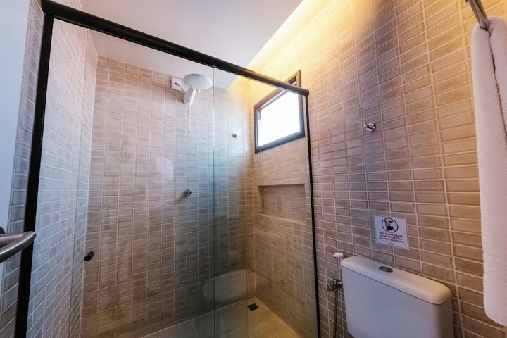 Room 109 of 143