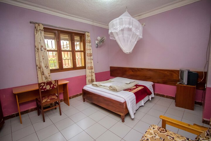 Room 12 of 31