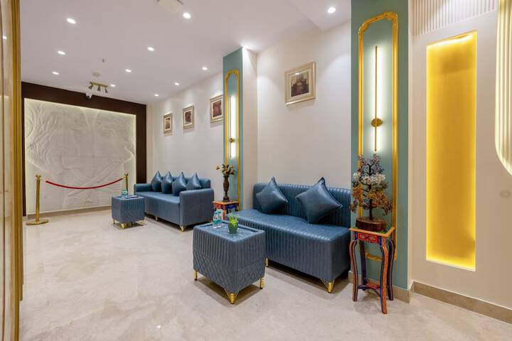 Hotel Interior 4 of 61