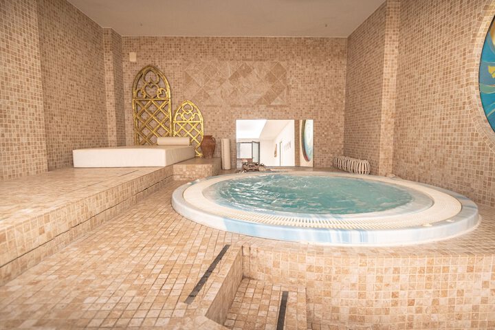 Spa 15 of 38