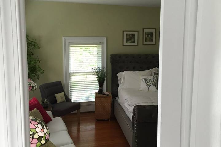 Room 16 of 68