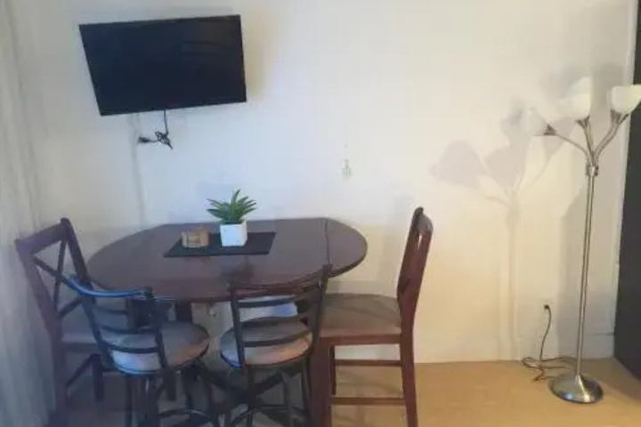 Room 2 of 14